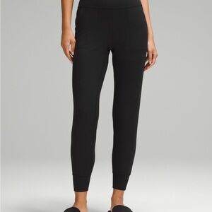 Women's LuluLemon Align Jogger